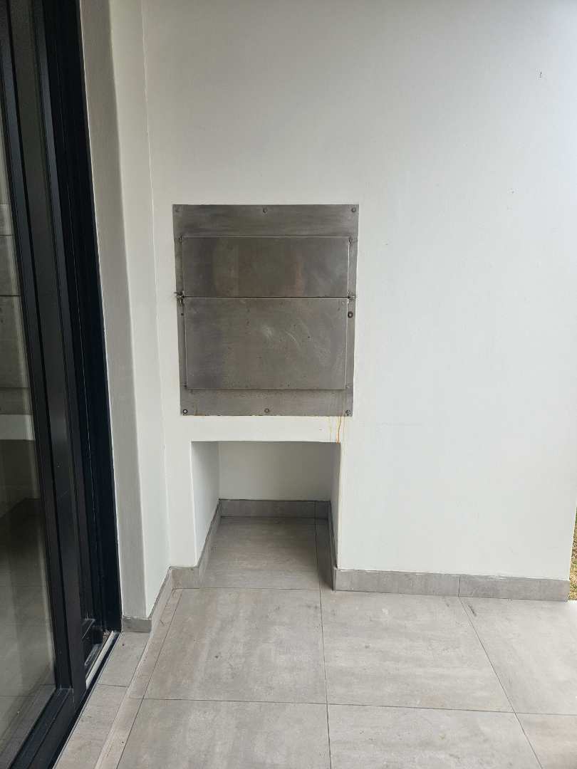 To Let 3 Bedroom Property for Rent in Summerstrand Eastern Cape